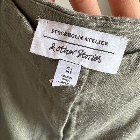 & Other Stories Tailored Wide-Leg Linen Shorts in Size 2 - Picture 9 of 9
